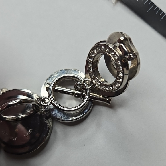 POV Women's Quartz Watch, Stainless Steel Back, Japan Movement - Untested - Picture 8 of 8